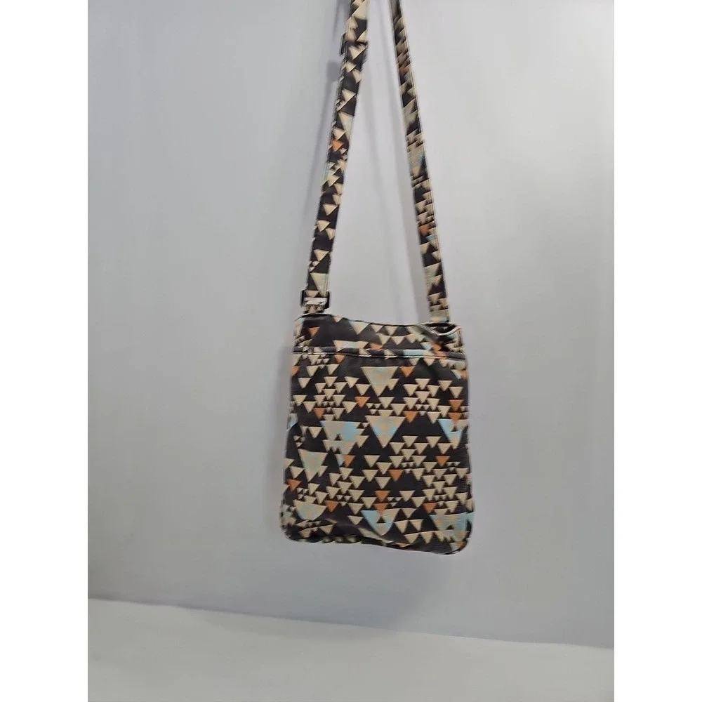 KAVU Crossbody Bag Geometric Pattern Adjustable Strap Zipper Accent Blue Lining